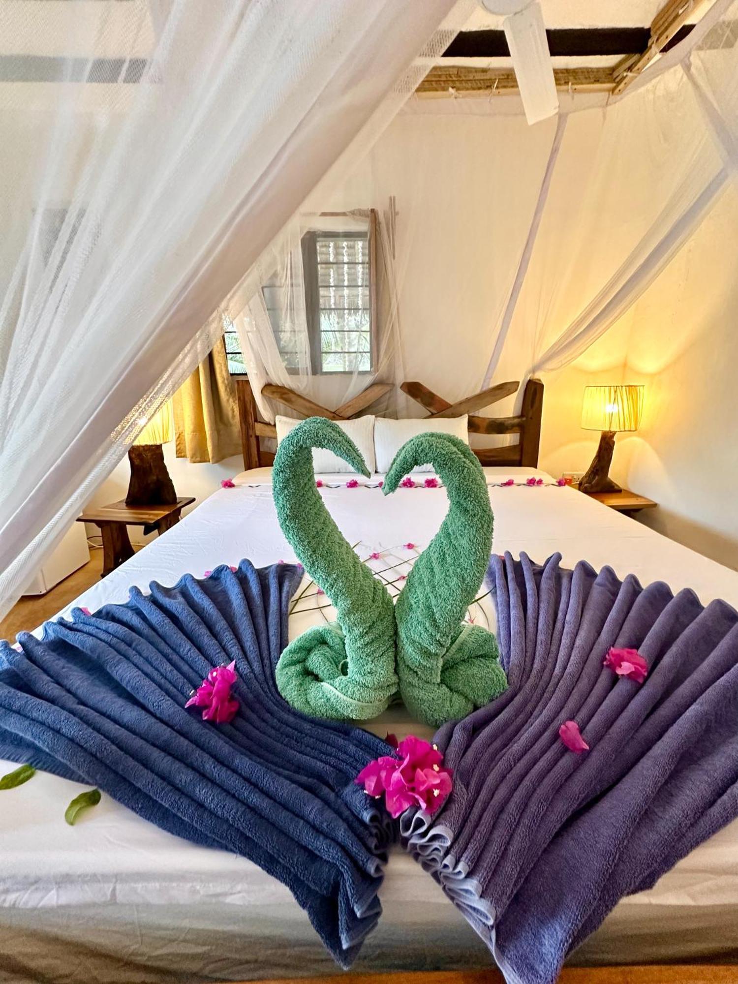 Hebe Bungalows Lodge Matemwe  Kültér fotó