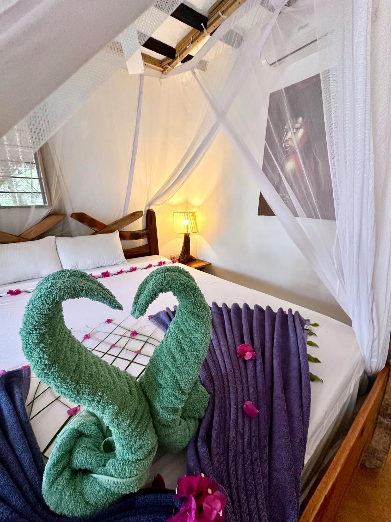 Hebe Bungalows Lodge Matemwe  Kültér fotó